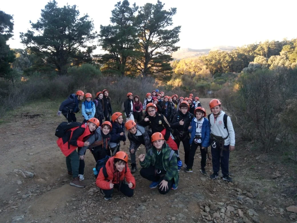 Alumnos de 1.º año del Nivel Secundario en el campamento educativo en Tandil